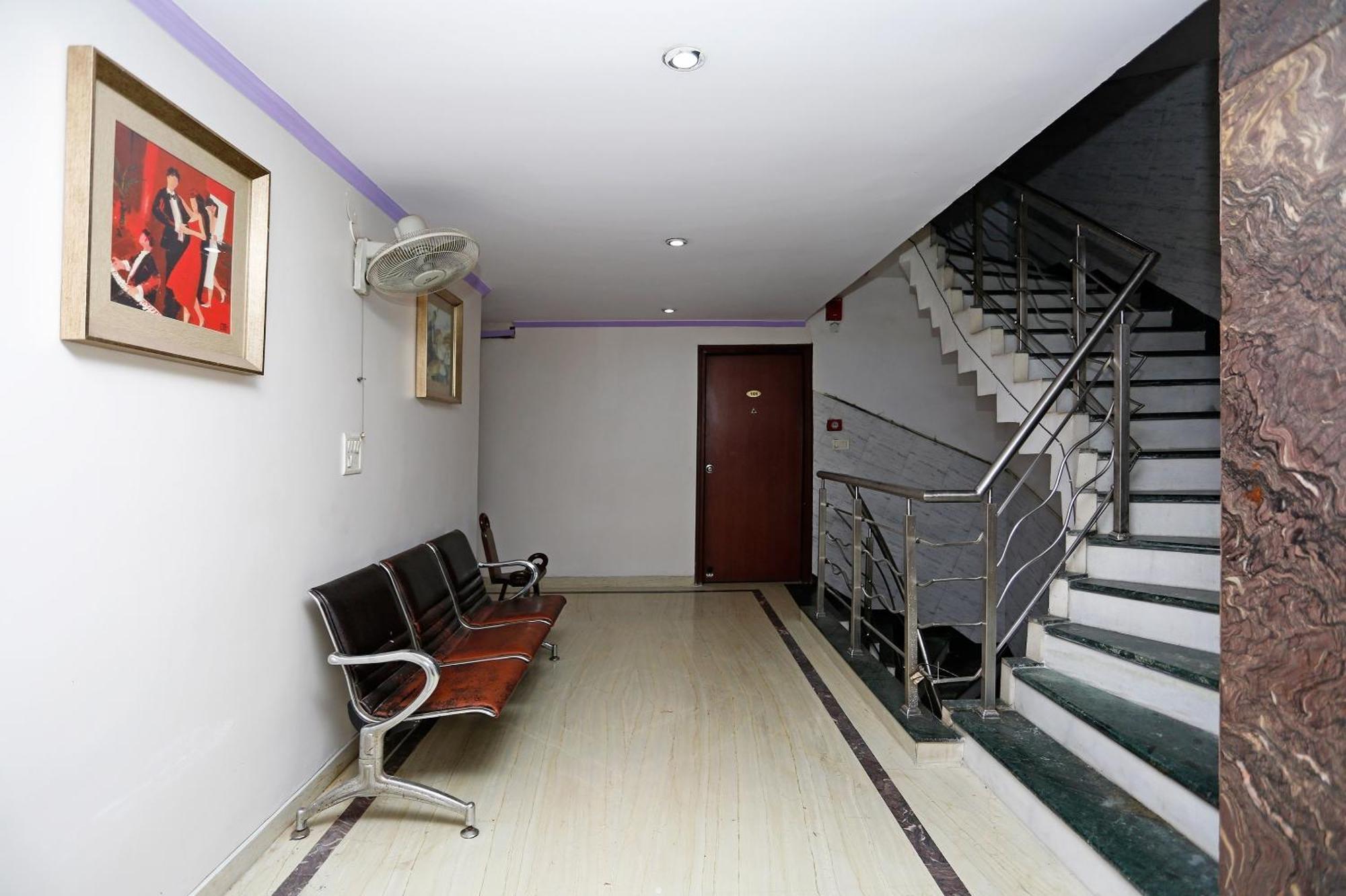 Hotel O Mid Town 델리 외부 사진